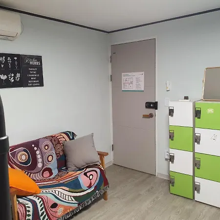 Bunk Backpackers Guesthouse Seoul Exterior photo